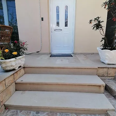 Apartament Flower Garden *