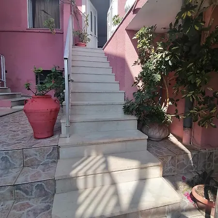 Apartament Flower Garden
