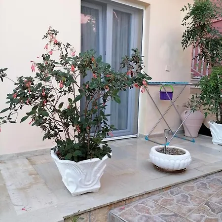 Flower Garden Appartement Benitses (Corfu)