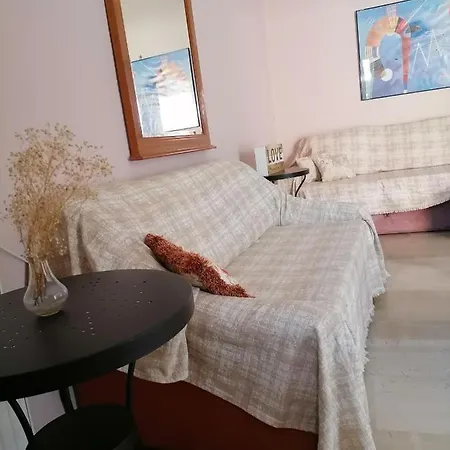 Flower Garden Appartement Benitses (Corfu)