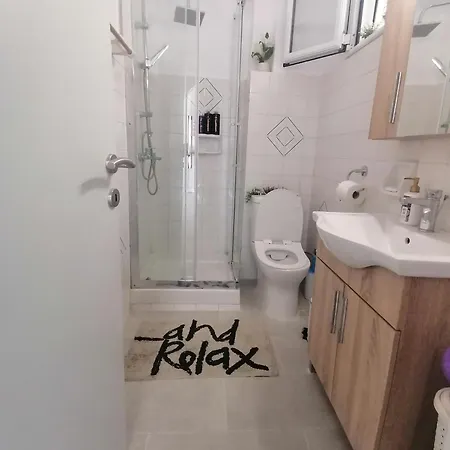 Flower Garden Appartamento Benitses (Corfu)